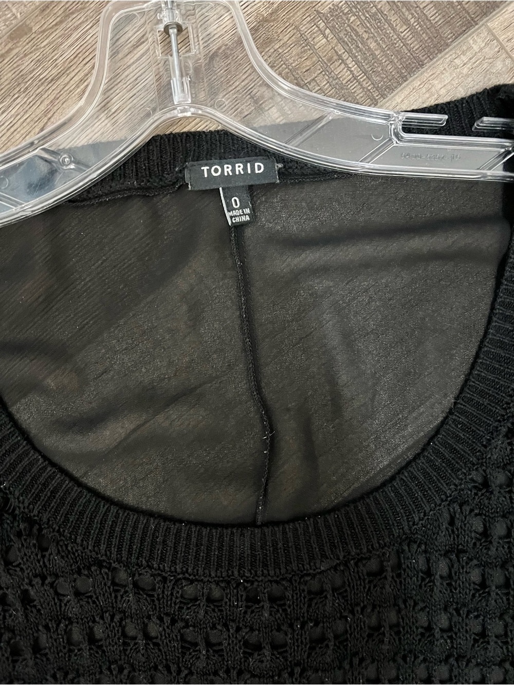 torrid size 0 black crochet front top with sheer back - EUC - Picture 4 of 9